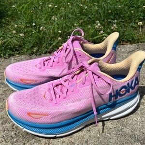 Hoka Clifton 9 - Size 11